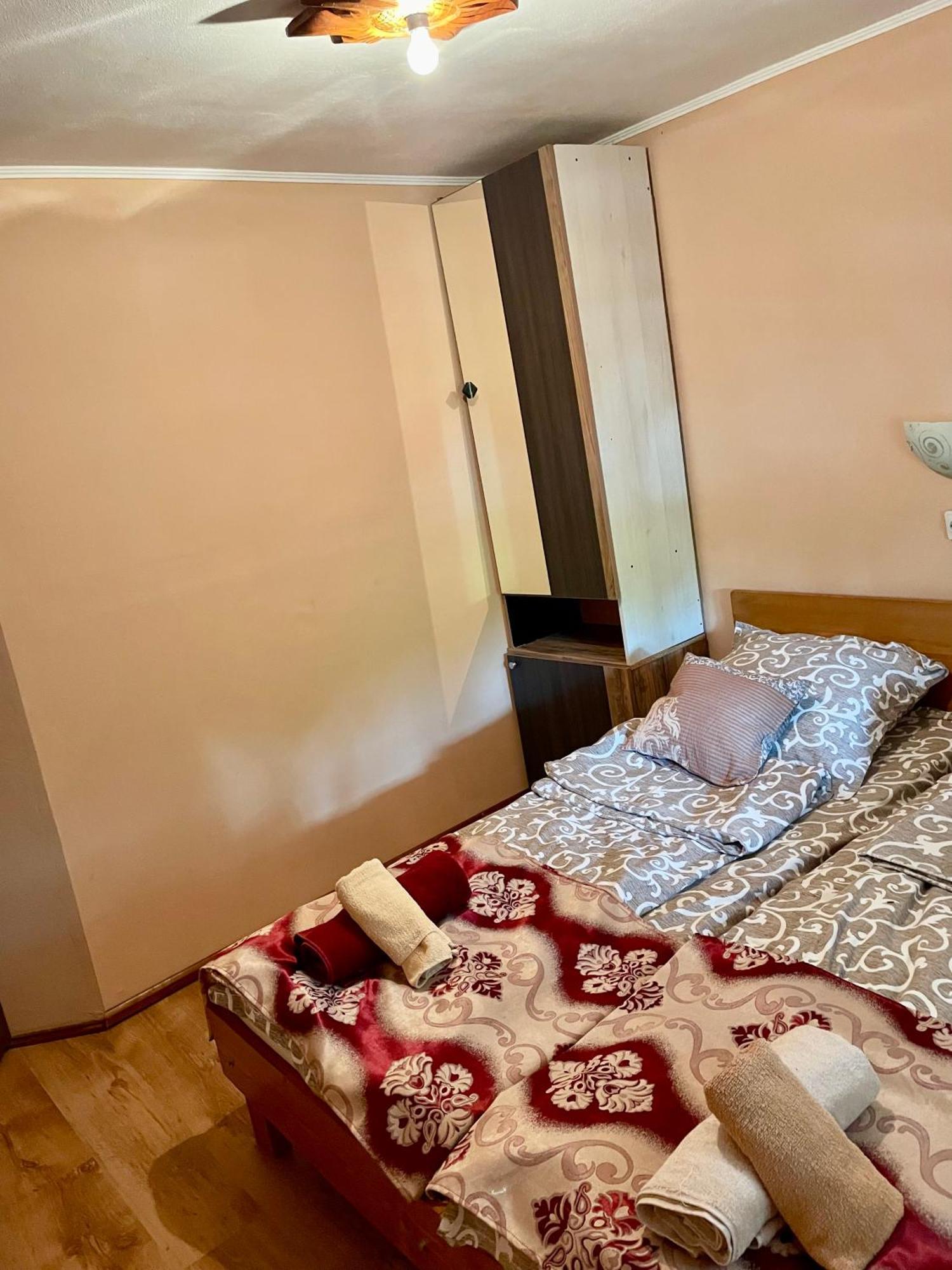 Balla House Bed & Breakfast Tărcaia Exterior foto